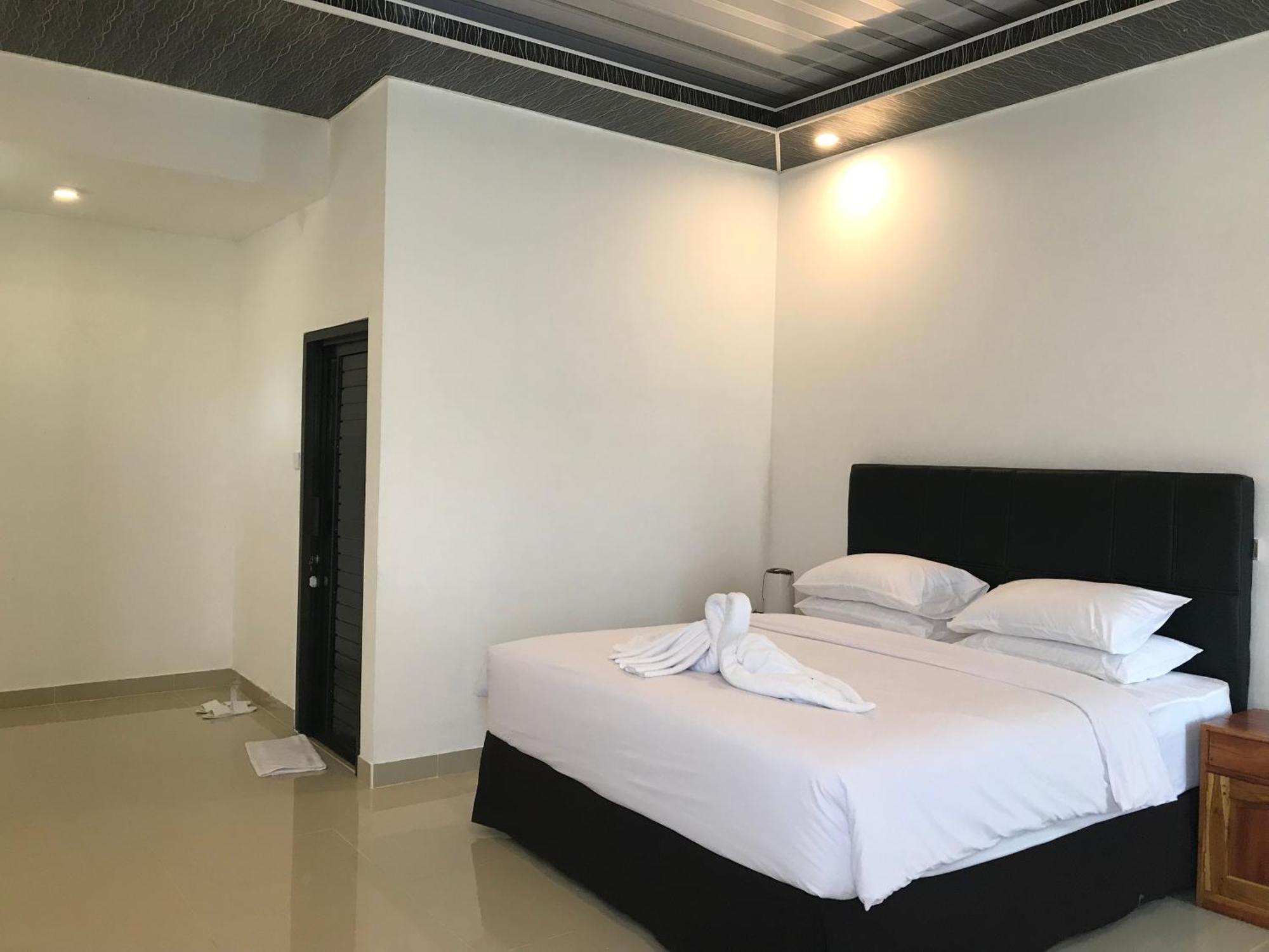 Pohon Purba Resort & Restaurant Labuhan Pandan المظهر الخارجي الصورة